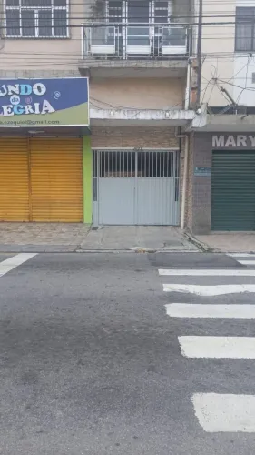 Alugo apartamento enfrente a rodoviária