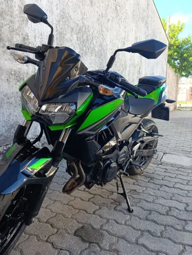  Kawasaki Z400 2022 - Impecável!<br>