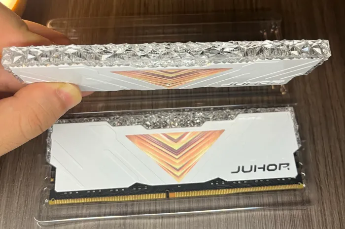 Memoria RAM Juhor DDR4 16GB 3200MHz 2x8GB Crystal RGB
