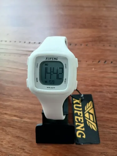 VENDO RELÓGIO XUFENG NOVO