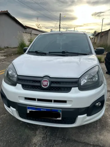Fiat Uno Attractive 1.0 EVO Fire Flex 8V 5P 2021