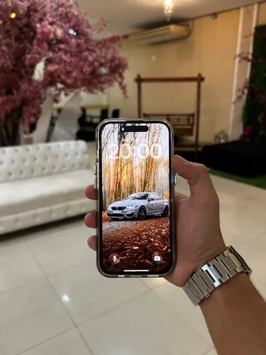 iPhone 15 256gb Preto - 81% de Bateria Sem marcas de uso