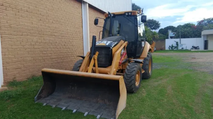 Retro Escavadeira Caterpillar 416E