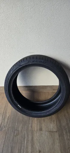 Pneu pirelli semi-novo