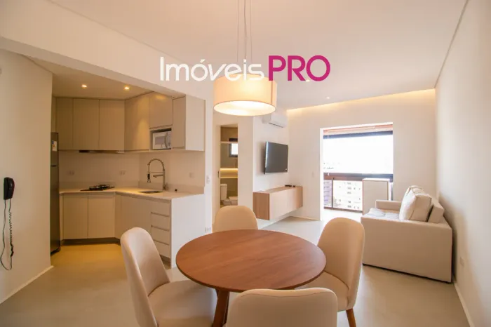Apartamento para locação na Vila Nova Conceição - 42m² | Andar alto | Completo e com servi