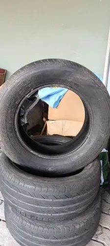 Pneus Bridgestone 215 65 R16