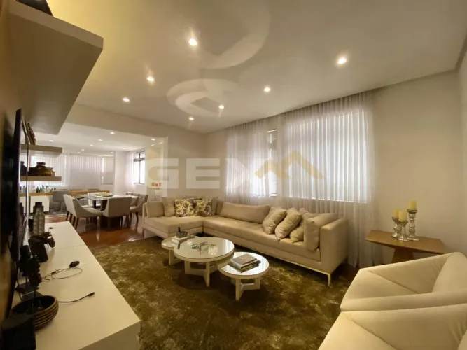 Apartamento à Venda com 03 Quartos no Centro de Divinópolis MG.