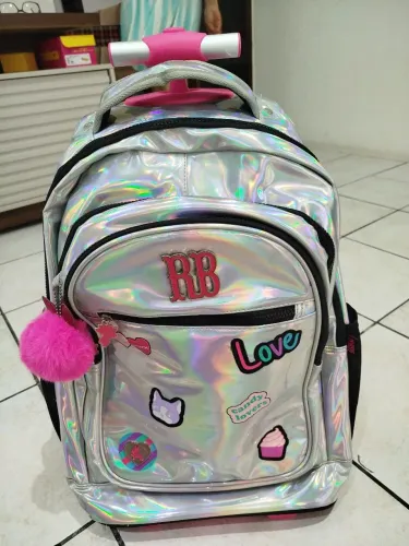 Vende-se mochila escolar