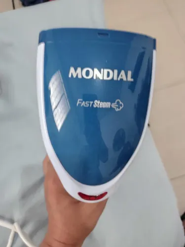 Vaporizador de roupa portátil