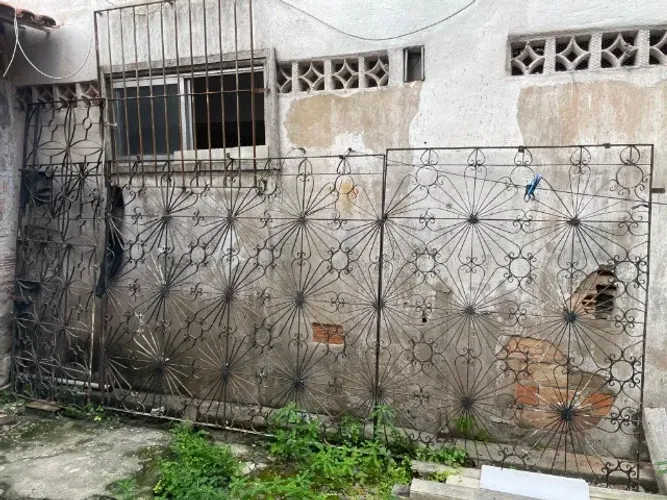 Aproveite 3 Grades de ferro Trabalhada - Usada