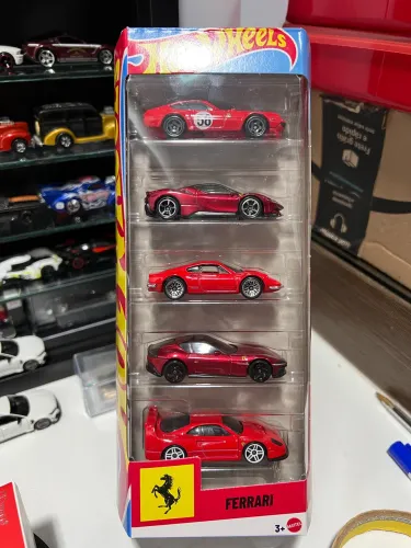 Pack 5 Ferrari Hot Wheels