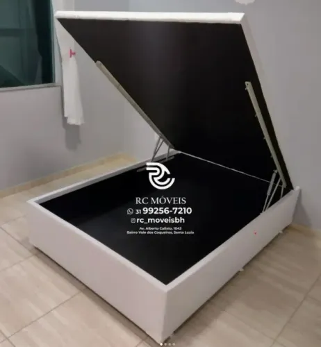 Cama box Baú Casal 1.38x1.88 Inteiriço Blindado com Pistão a Gás