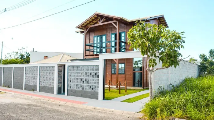 Casa com 4 dormitórios à venda, 139 m² por R$ 950.000,00 - Praia Grande Fundão - Fundão/ES