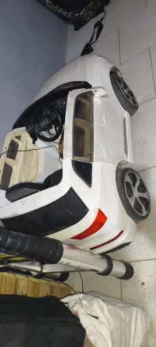 Carro elétrico infantil com controle remoto