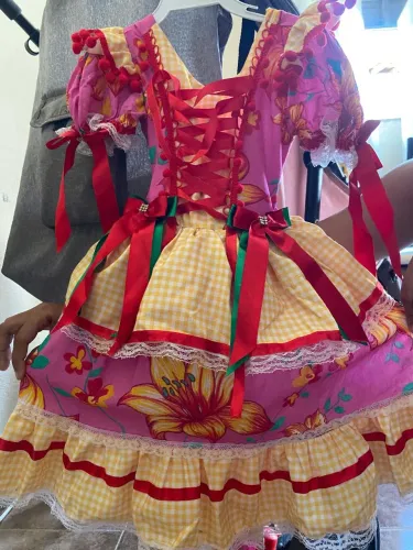 Vestido de quadrilha nunca usado