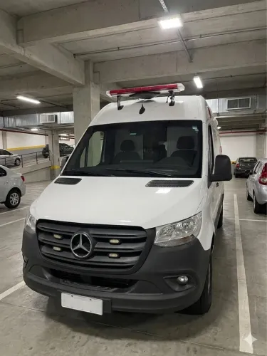Mercedes-Benz Sprinter 416 Furgão Longo T.a. 2.2 Dies 2022