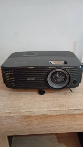 Retroprojetor Acer 