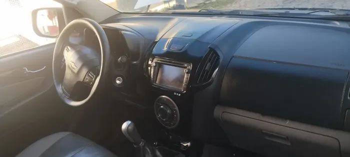 Chevrolet S10 Pick-up LTZ 2.5 Flex 4X2 CD 2015