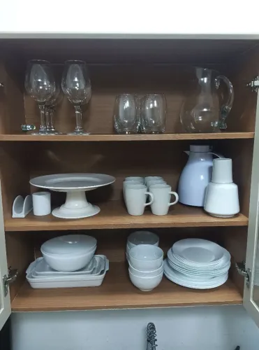 Aparelho de jantar completo de cerâmica 