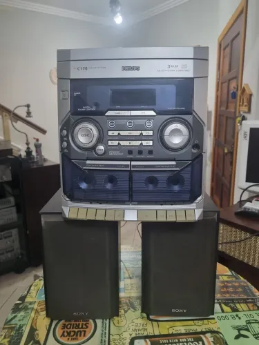 Som philips com caixas sony somente rádio