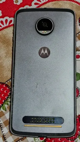 Moto Z2 Play
