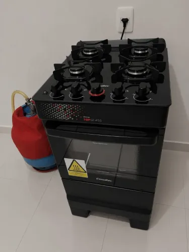 Fogão automático semi novoo