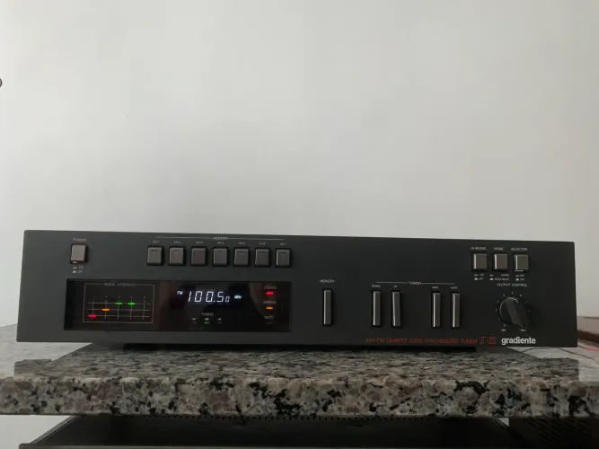 Gradiente T-2 Tuner