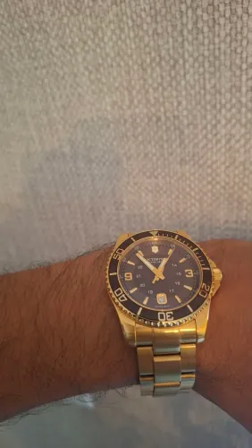 Relógio victorinox maverick 