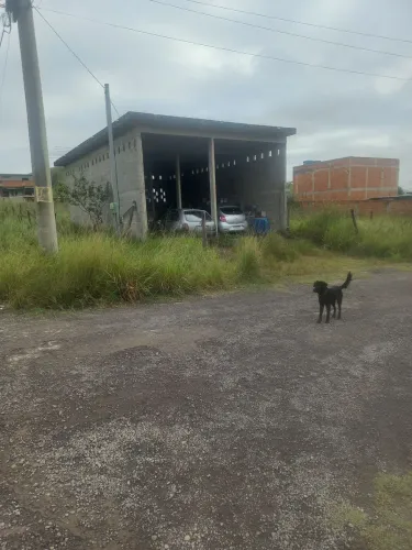 Vendo construção. Aceito carro por parte de pagamento 