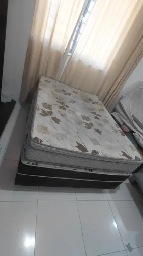 Cama de Casal com Colchão de Casal