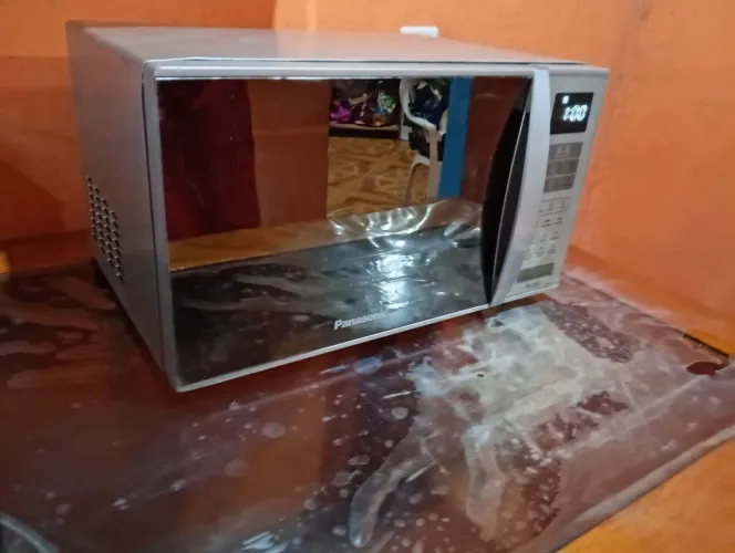 Microondas Panasonic top grill 