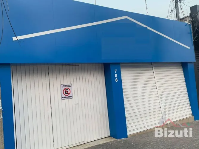 Casa com 5 salas para alugar em Jundiaí-SP,