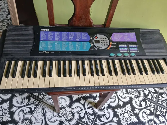 TECLADO PRS 185