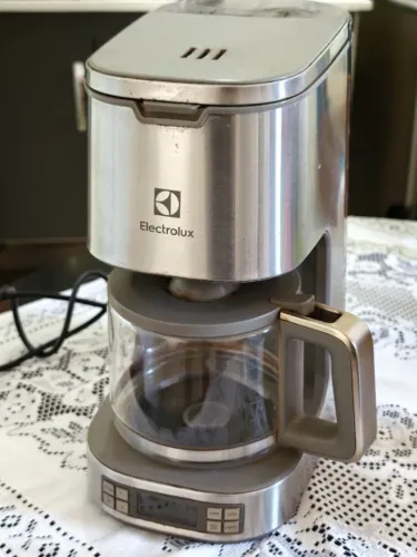 Cafeteira Electrolux Expressionist CMP50