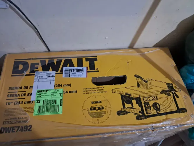 Serra de mesa dewalt nova largada modelo DWE74923