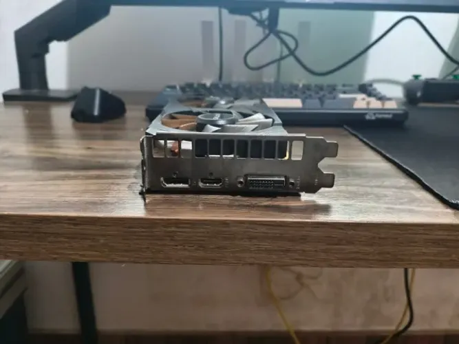 Vendo placa de video RTX 2060 6GB 2X da marca galax