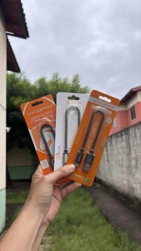 Cabos para Carregar Celular Curto 20 cm Tipo C, V8 e Ligtning