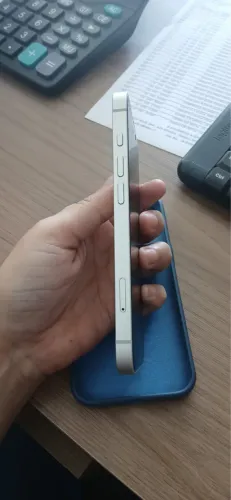 iPhone 16