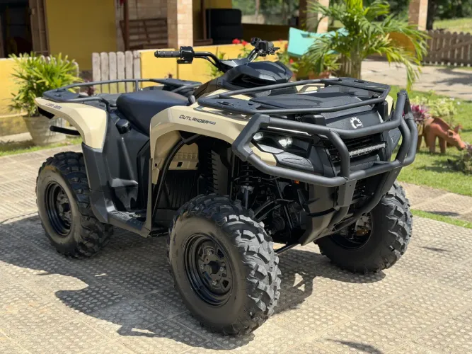 Quadriciclo Can am outlander HD5 PRO 4x4