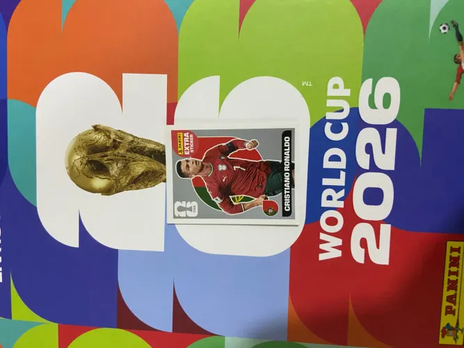 Figurinha original do Cristiano Ronaldo prata