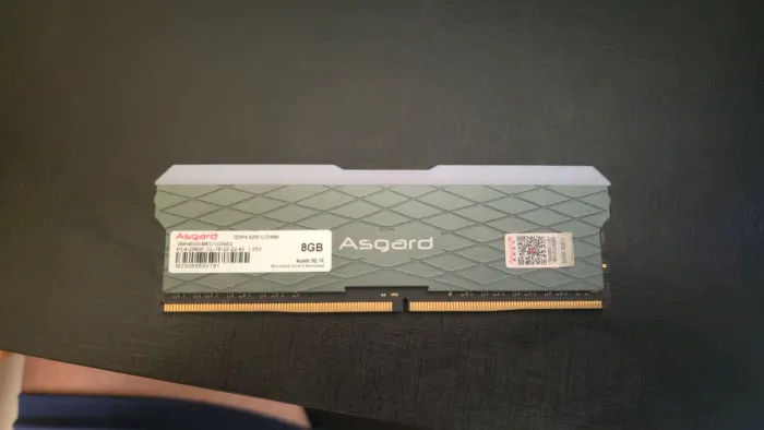 Memoria RAM DDR4 Asgard RGB 8gb 3200mhz