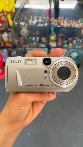 Câmera Sony Cyber Shot 