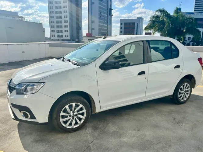 Renault Logan Life Flex 1.0 12V 4P Mec. 2022