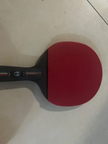 Raquete Loki K2 muito conservada pronta para jogar borrachas rxton 1