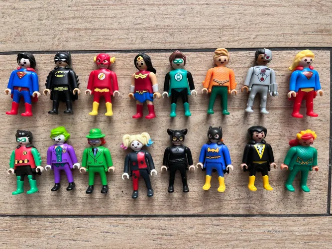Coleção Kinder - DC Playmobil - Completa