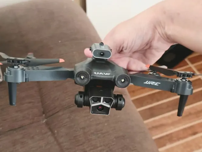 Dromedário M3MAX, com motor sem escova e dupla câmera 4K, R$ 250!!!