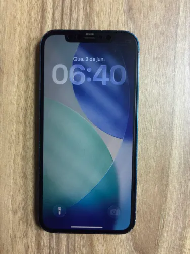 iPhone 12 de 128GB, praticamente novo 
