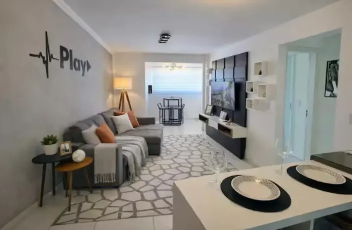 Apto Mobiliado a 450m da Praia | 2 Dorm | 5 Pessoas