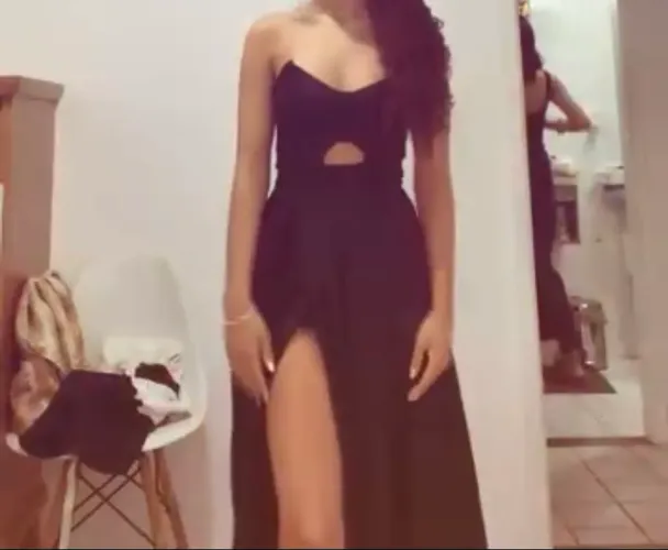 Vestido de Festa Longo Preto com Fenda - Usado 1 Vez