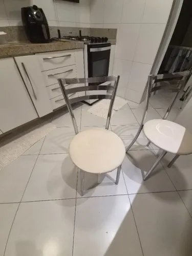 2 cadeiras de cozinha